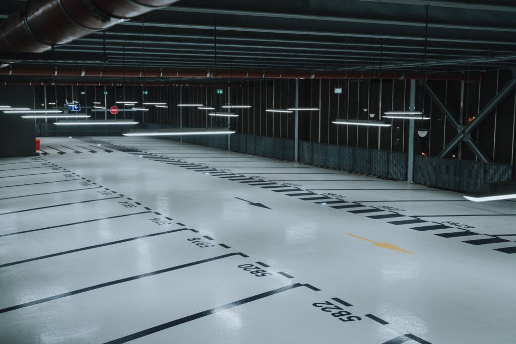 поліуретанова підлога для підземного паркінгу - Si-Tech